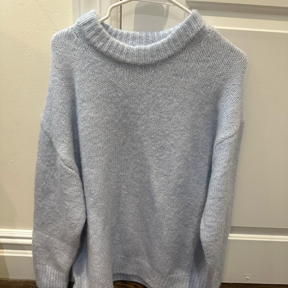 Zara sweater - Picture 2 of 2